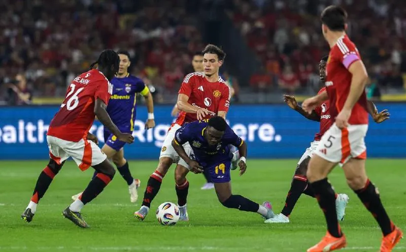 TERKINI: Manchester United dimalukan di Stadium Nasional Bukit Jalil