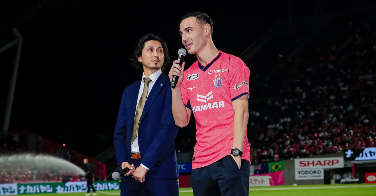 Dion Cools masih menanti