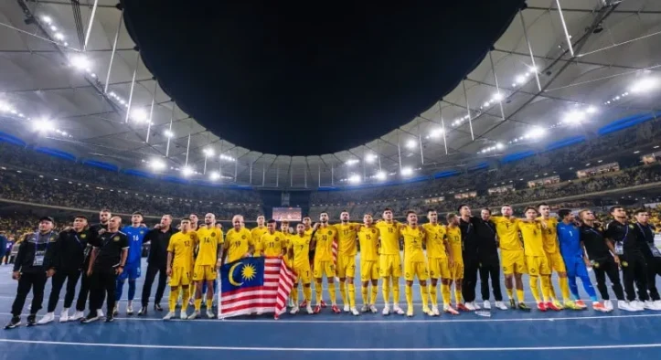 Saham melonjak, Malaysia laku keras