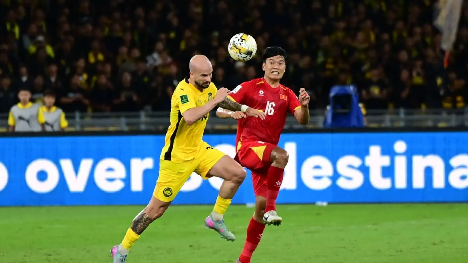 Vietnam terpaksa lupakan 100 pemain warisan